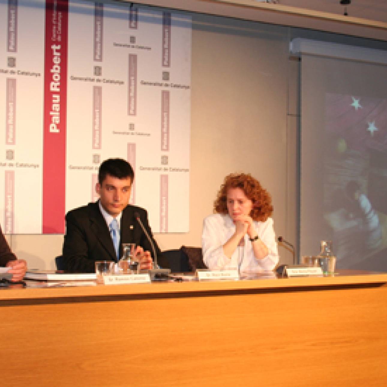 Roda de premsa al Palau Robert, el 23 de març de 2009